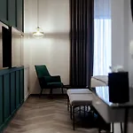The Embassy Hotel 4*