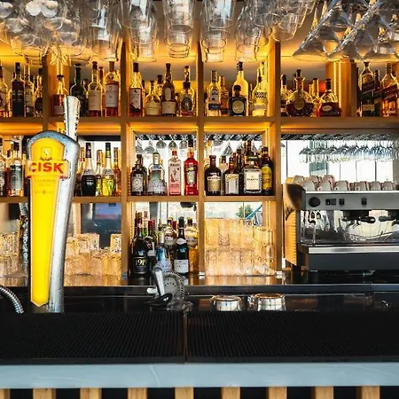 The Embassy Hotel 4*