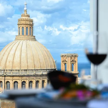 The Embassy 4* Valletta