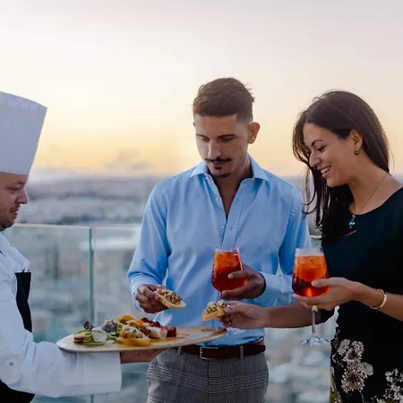 Hotel The Embassy 4*