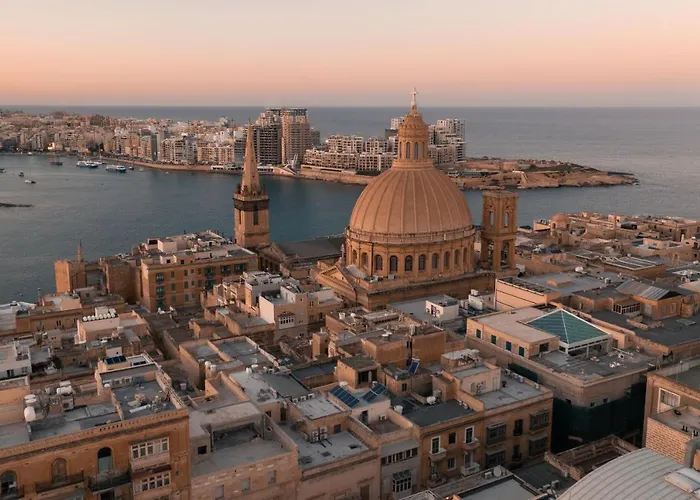 The Embassy Szálloda