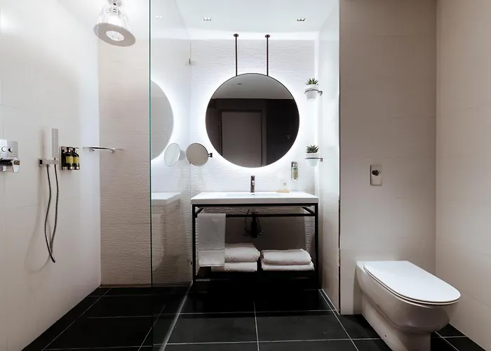 The Embassy Szálloda Valletta