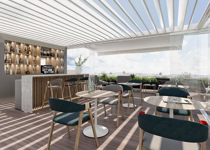 Hotel The Embassy 4*