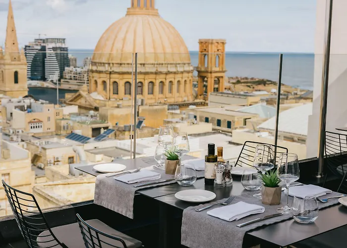 The Embassy Szálloda